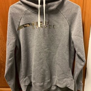 Under Armour women’s grey sweatshirt